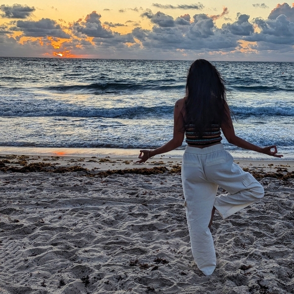 Meet the Posher Other - Meet your Posher, Zoë